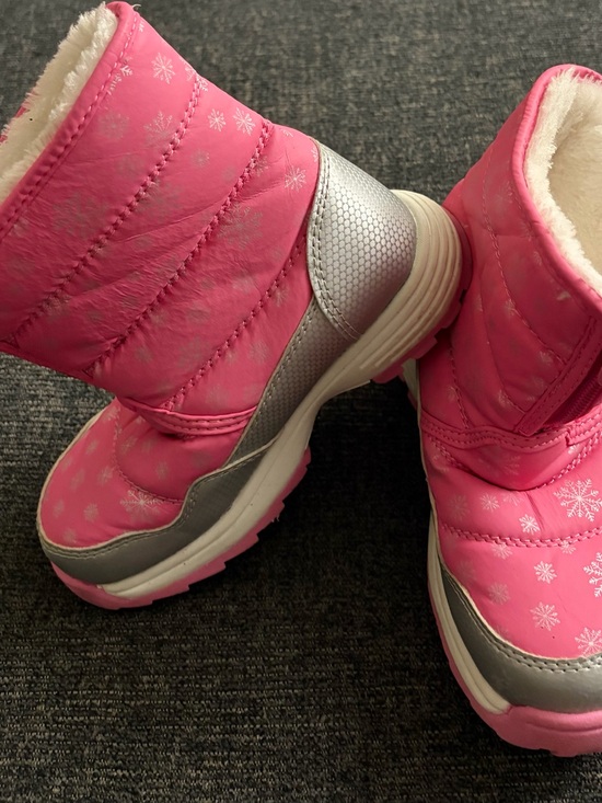 wonder nation Other - Child’s size 13 wonder nation Pink & Silver Kids Snow Boots w/Snowflake Print
